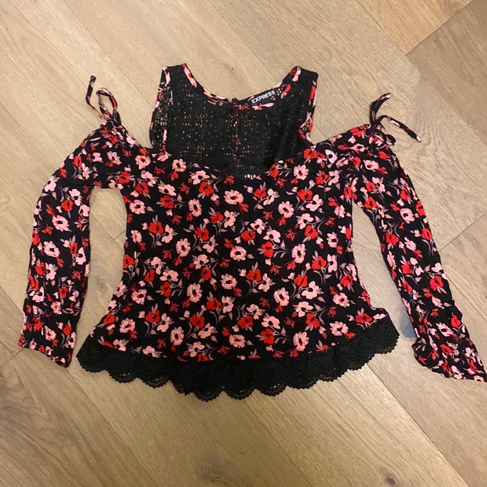 Express cold shoulder floral top